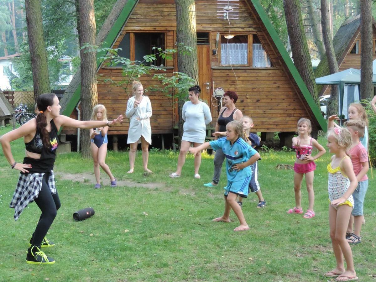 Osrodek Nowa Holandia Hotel Шераков Екстериор снимка